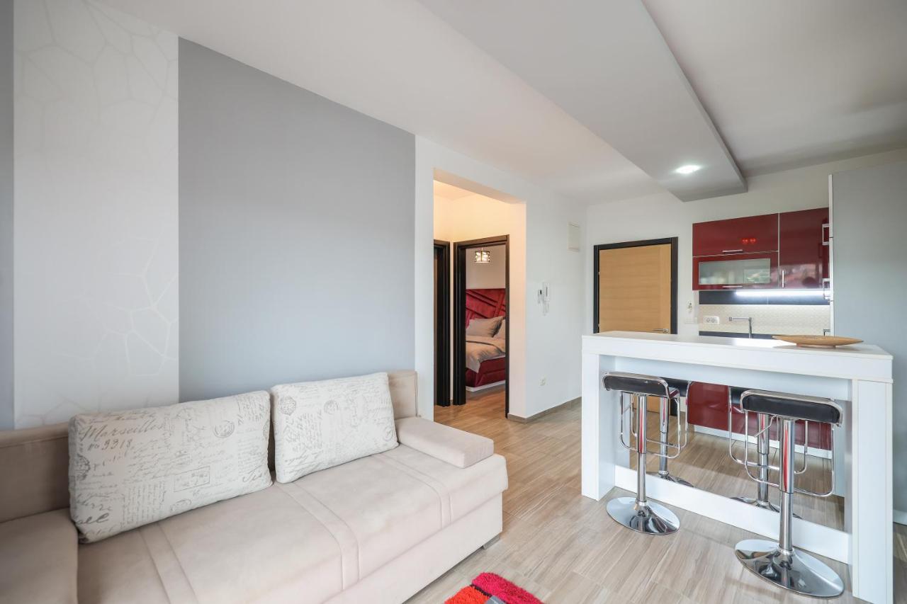 Boutique Apartments Blitz ビビニェ エクステリア 写真