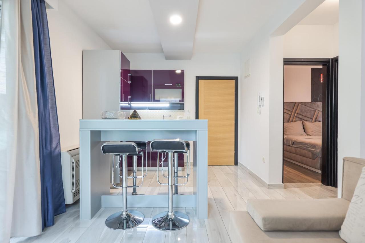 Boutique Apartments Blitz ビビニェ エクステリア 写真