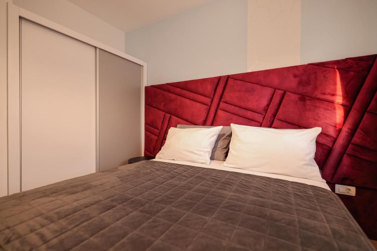 Boutique Apartments Blitz ビビニェ エクステリア 写真