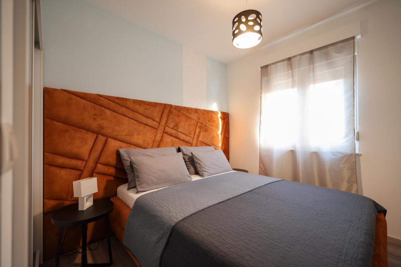 Boutique Apartments Blitz ビビニェ エクステリア 写真