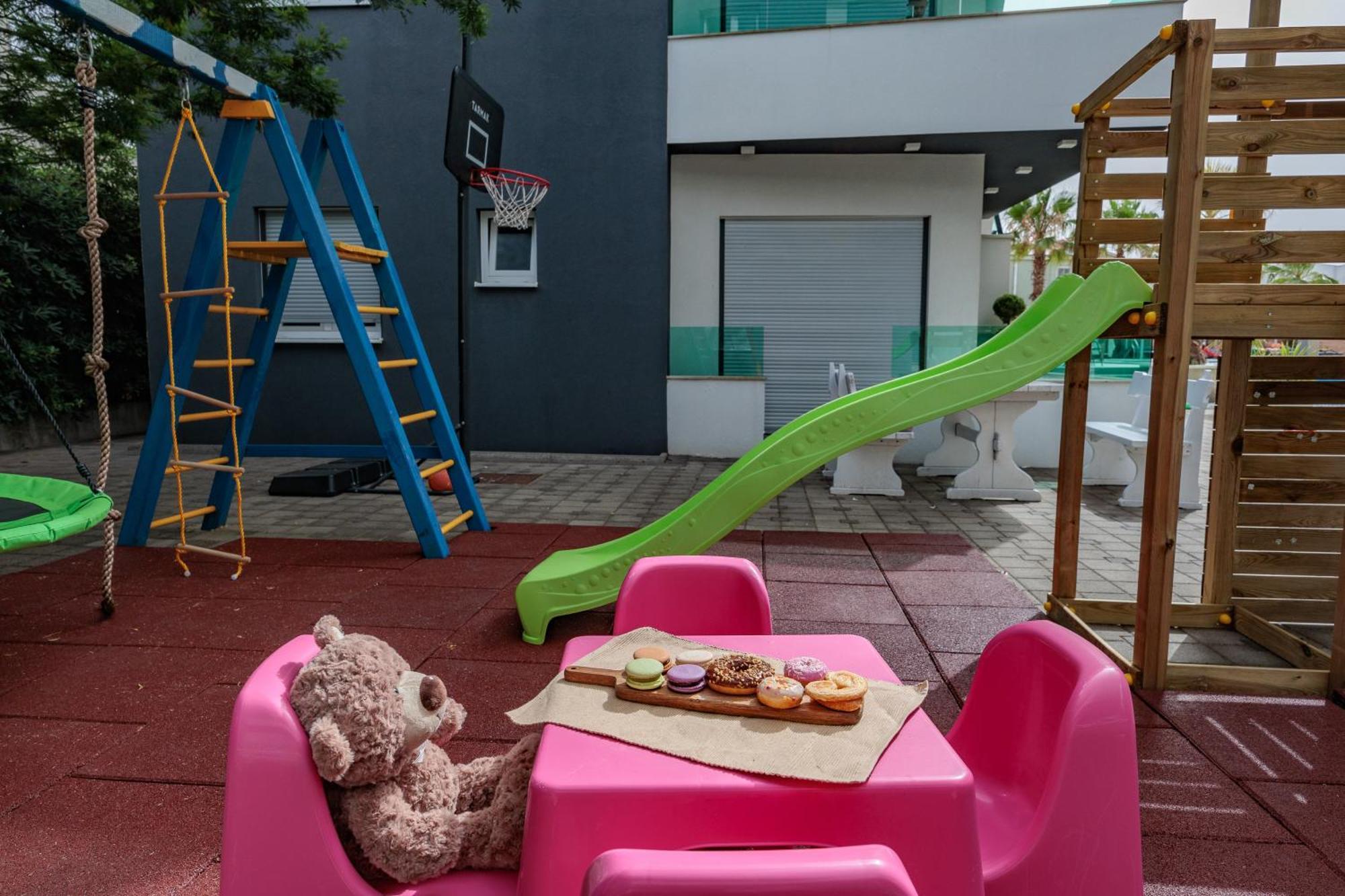 Boutique Apartments Blitz ビビニェ エクステリア 写真